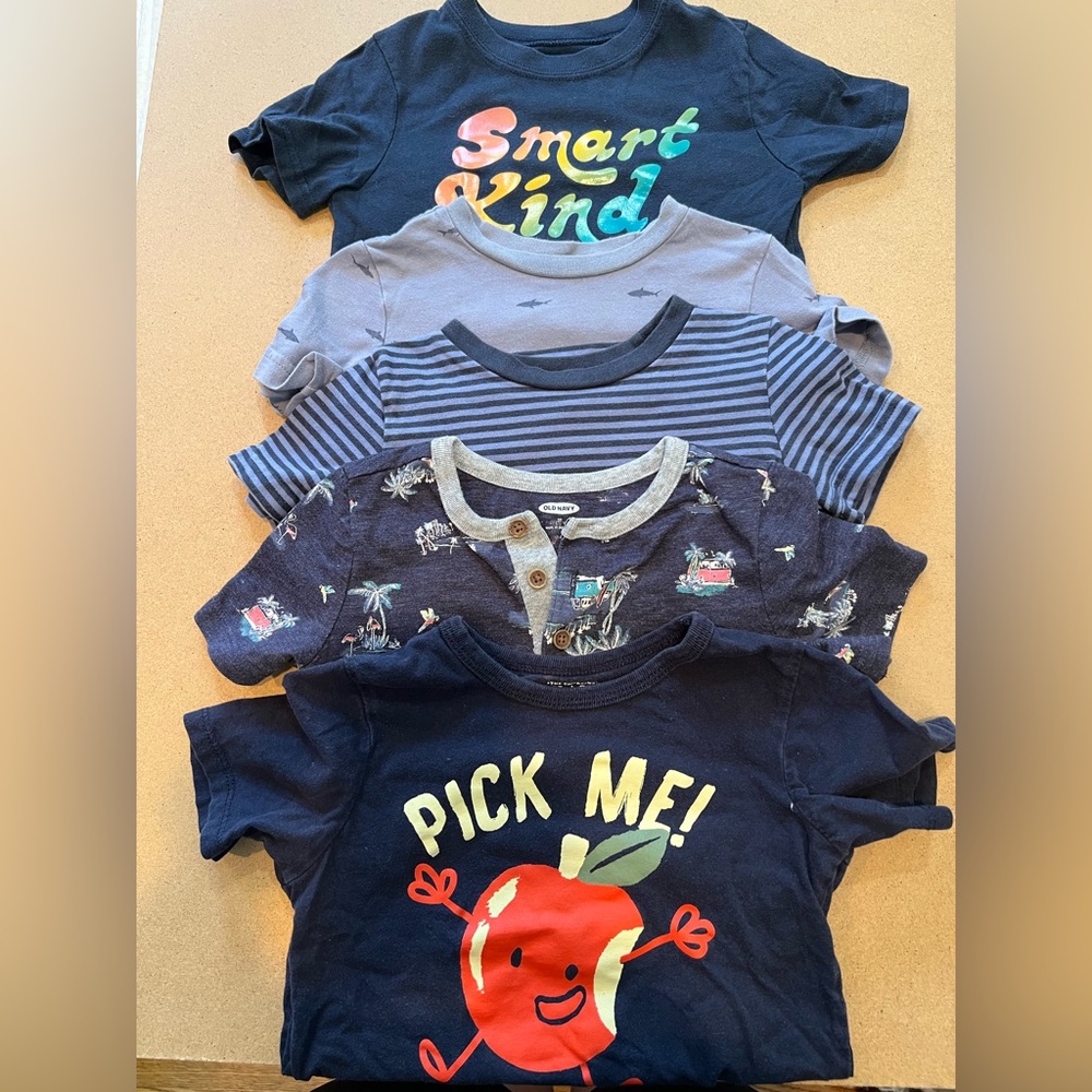 The Children's Place Kids' Graphic Tees - Navy and Gray Pack